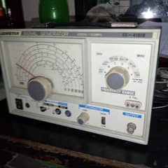 Radio frequency signal generator