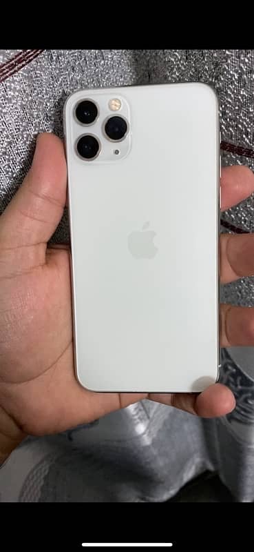 iPhone 11 Pro 1