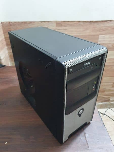 i5 3470 8GB RAM 256GB SSD R9 370 4GB Graphics Card Gaming PC 1