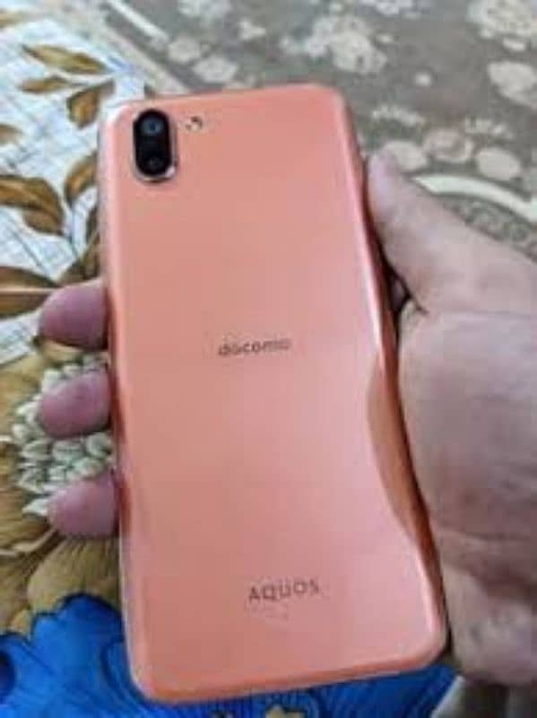 Docomo Aquos R2 Non pta 2 months Sim working 10 by 11 conditions 5