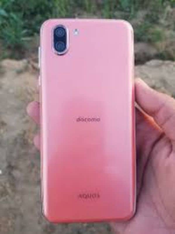 Docomo Aquos R2 Non pta 2 months Sim working 10 by 11 conditions 0