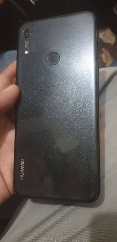 Huawei Y6s Dual sim aproved 3/64. fix price. 2