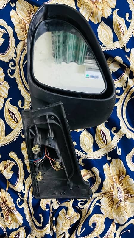 vitz side mirrors 1