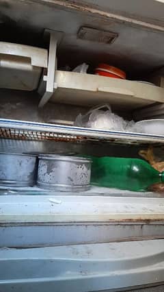 Dawlance Refrigerator For Urgently Sell.