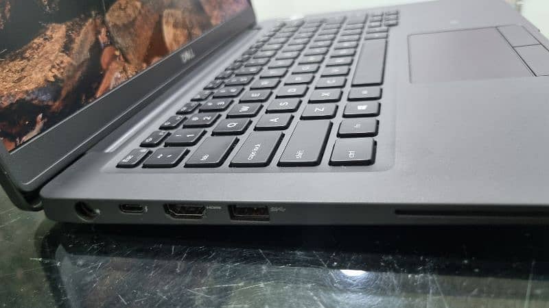 Dell i5 8th gen latitude 7400 brand new 7