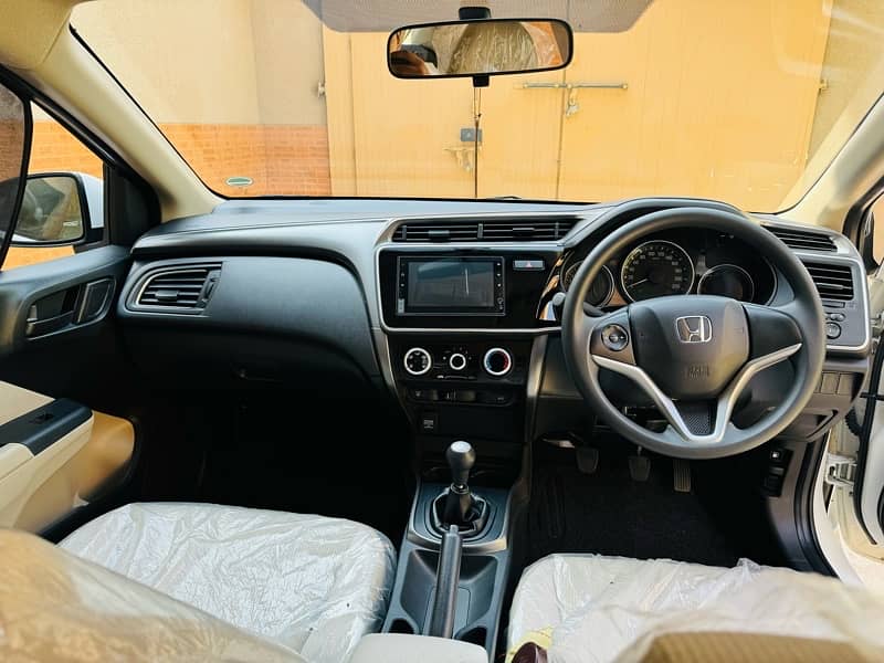 Honda City 1.2 MT 2022/23 ISB REG in Nowshera 3