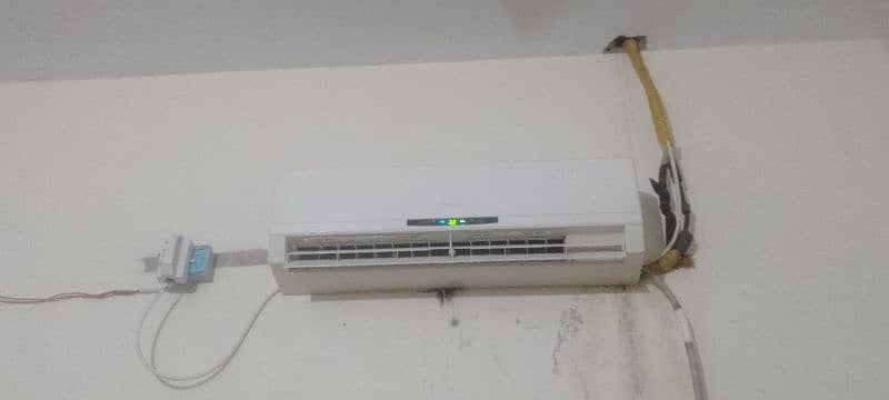 AC Air conditioner 2