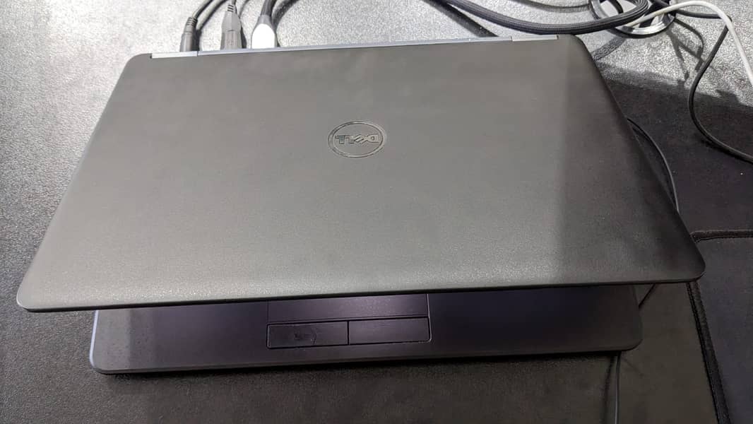 Dell Laptop -  E7450 Core i5 5 genration Gaming laptop with graphic ca 6