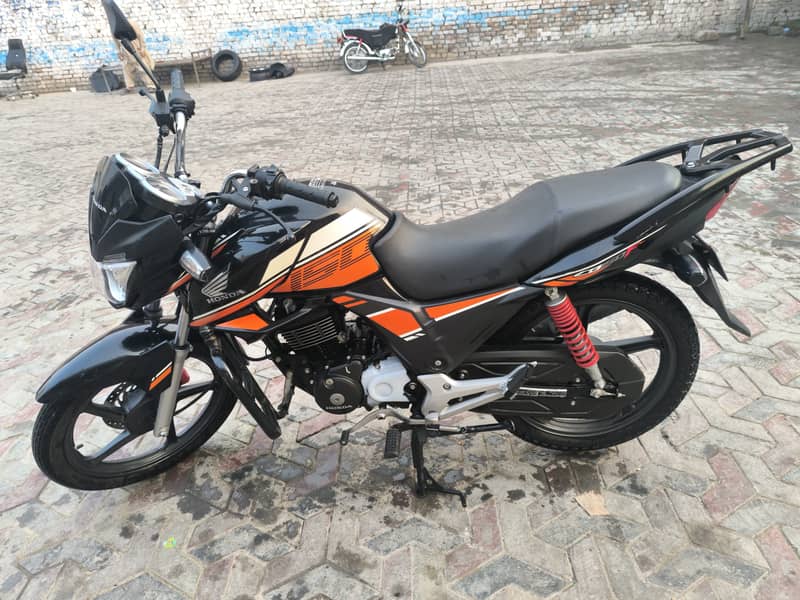 Honda CB 150F 2022 1