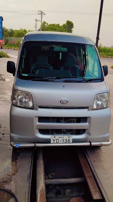 Daihatsu 7