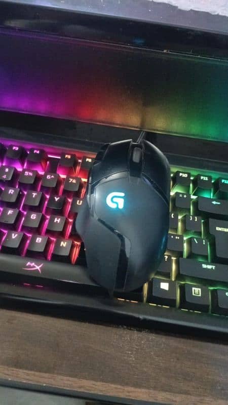 Logitech G402 mouse only 1