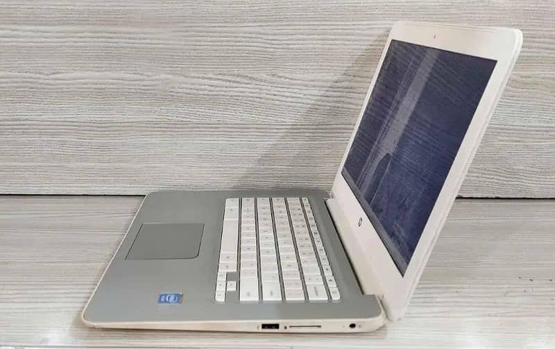 HP Chromebook Laptop 6th Generation 3