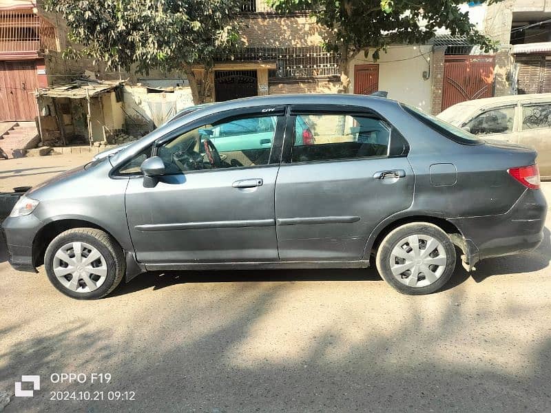 Honda city 2004 urgent sale contact number 03022837289 13