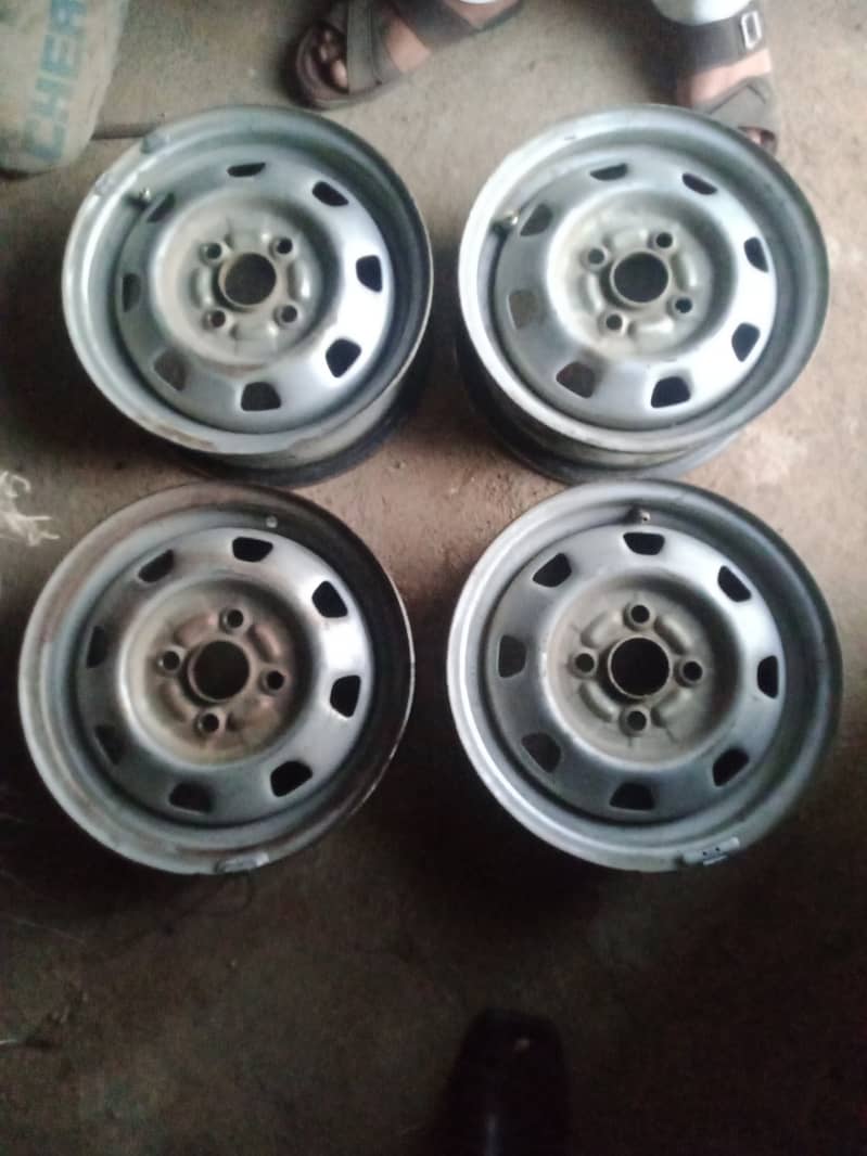 Rims Santro Car R13 x 04 Nos 0