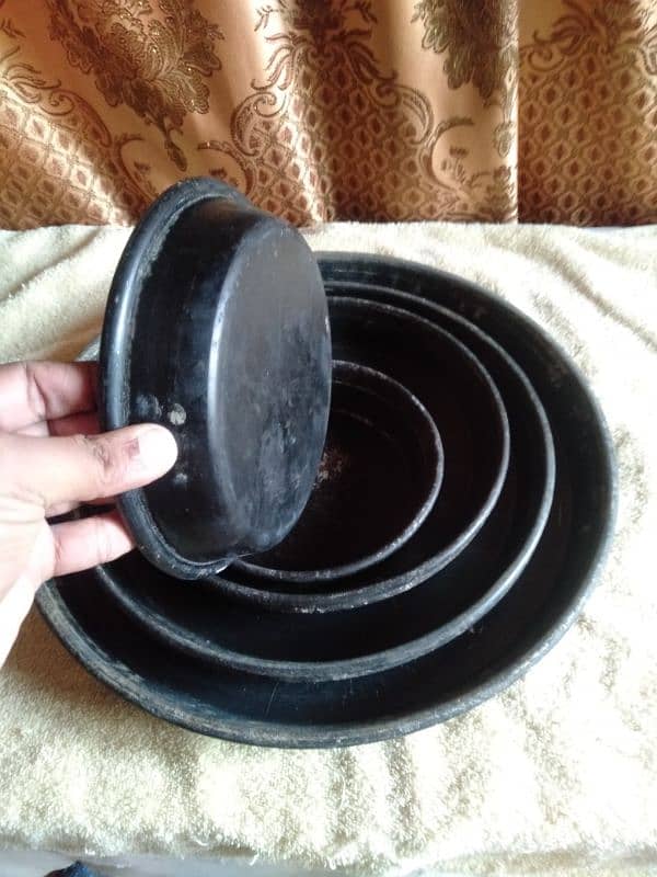 Pizza pans used 1