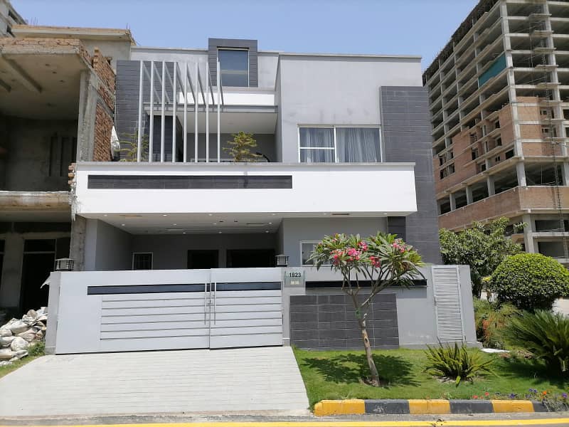 I Ma Direct Owner Of House. 8 Marla Corner Furnished Double Unit House Available. For Sale In Faisal Town F-18 On Main Double Road Islamabad. 27