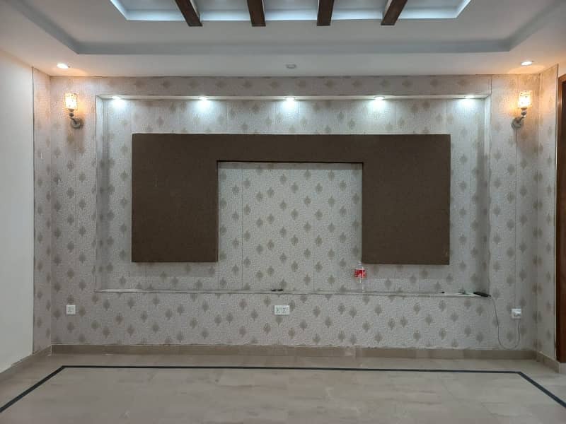 10 Marla House For Sale In Janipar Block Bahria Town Lahore Good Location 3