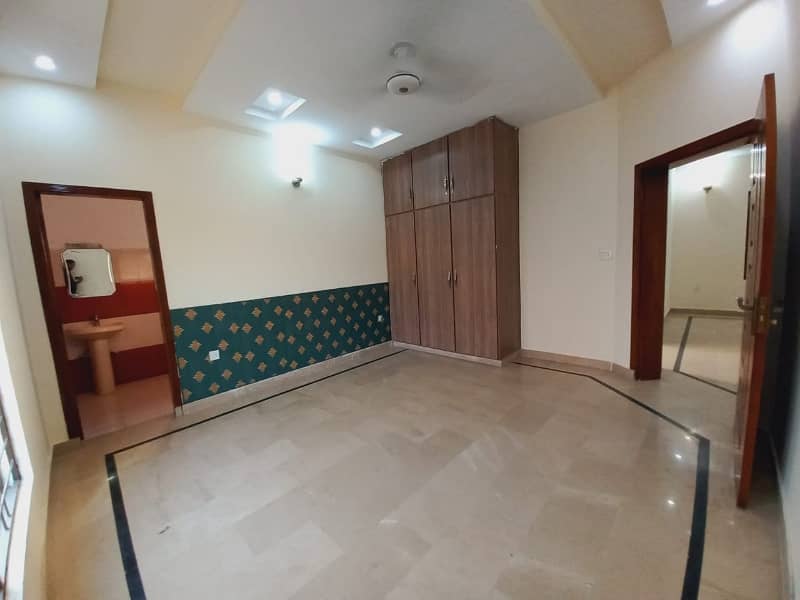 10 Marla House For Sale In Janipar Block Bahria Town Lahore Good Location 9