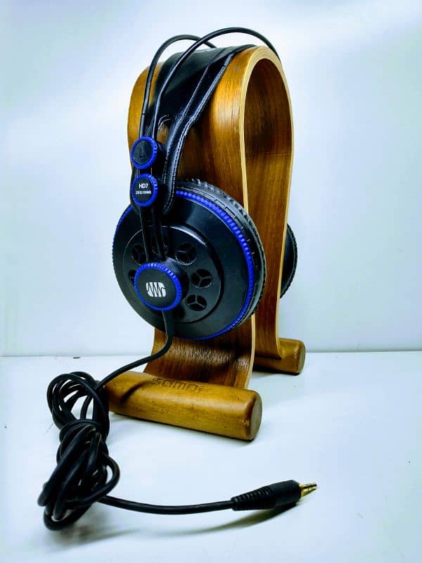 pre sonus like audio Technica studio headphone 2