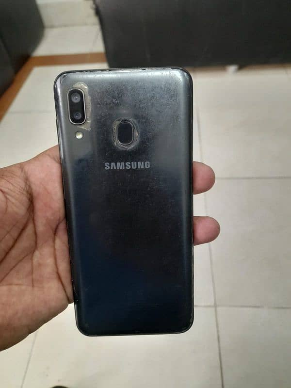 Samsung galaxy A20 7