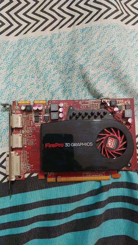 Ati Firepro V4800 DDR 5 4