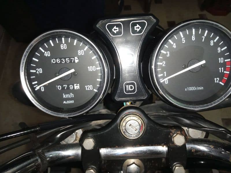 Suzuki gs150se 2021 very low mileage totally genuine bike guarnteed 3