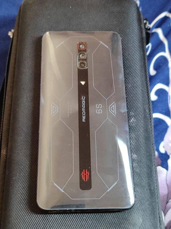 ZTE NUBIA REDMAGIC 6S CYBORG 1