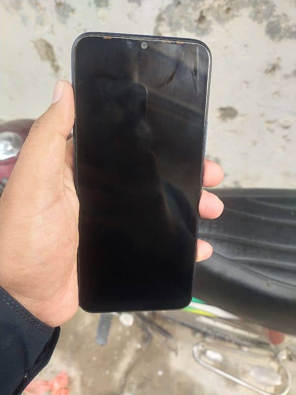 Infinix Smart 5 3/64 and Tecno Spark 4 3/32 2