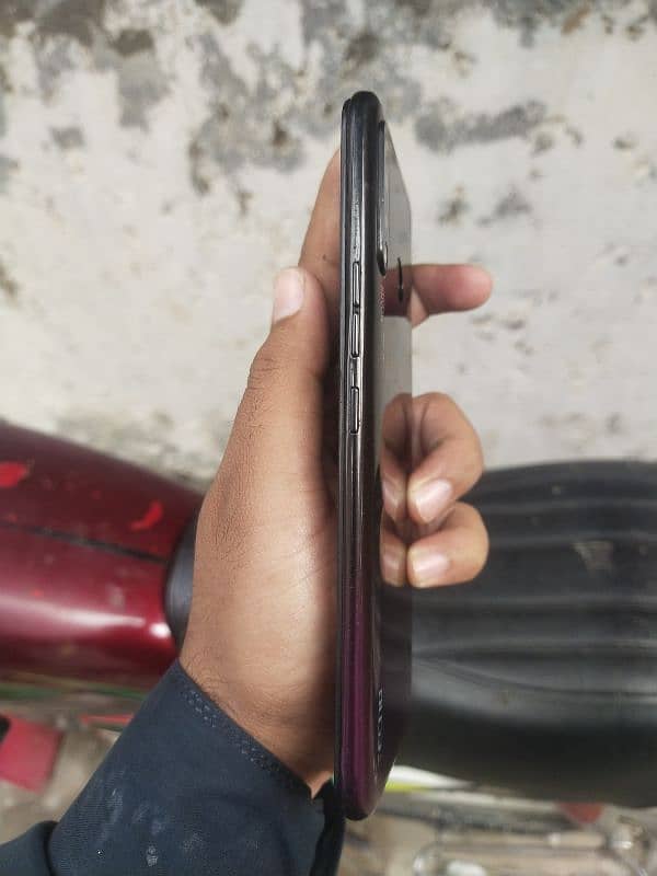 Infinix Smart 5 3/64 and Tecno Spark 4 3/32 9