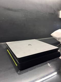 PS4 slim 1 tb