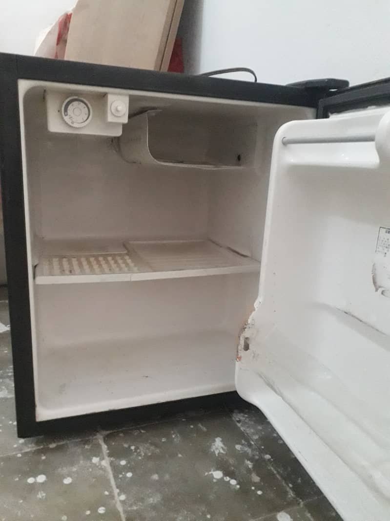 Single door room fridge (imported) 0333-5308633 2