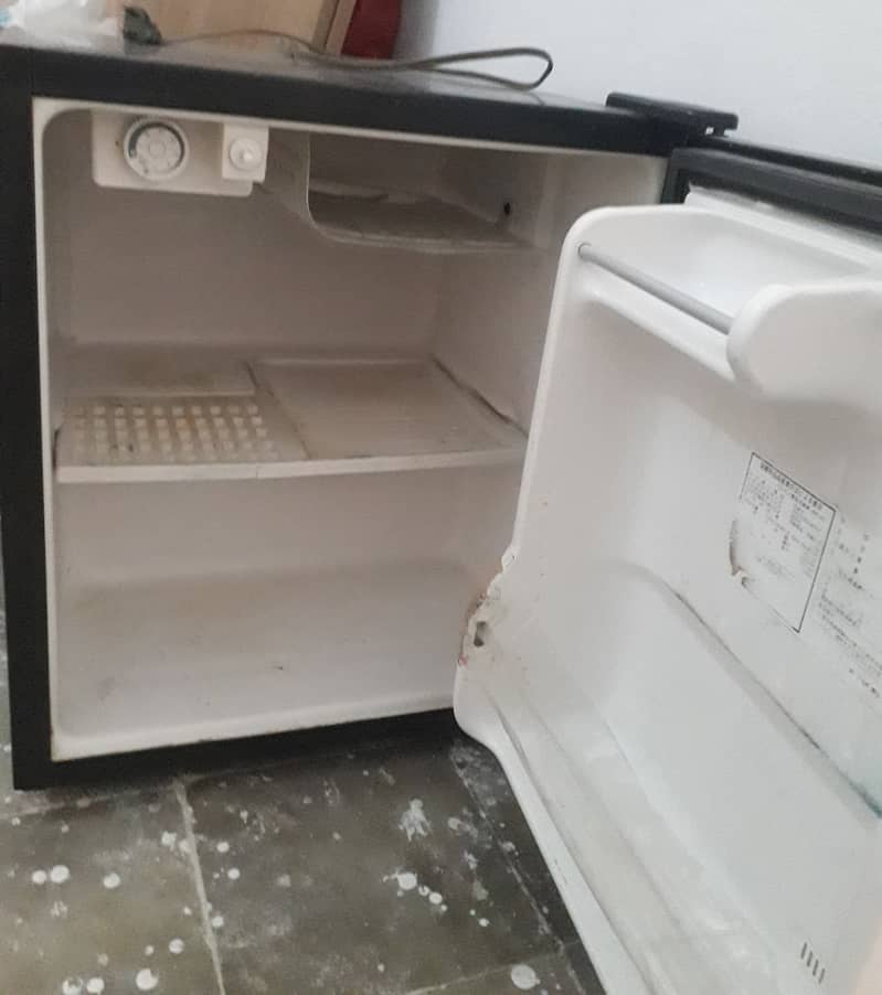 Single door room fridge (imported) 0333-5308633 3