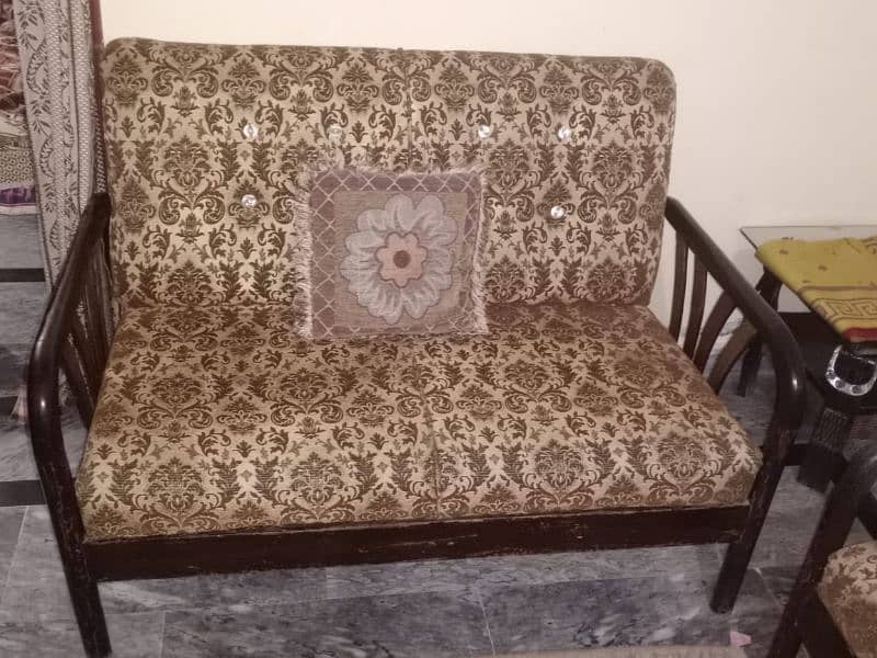 7 seater sofa set Good Condition 0