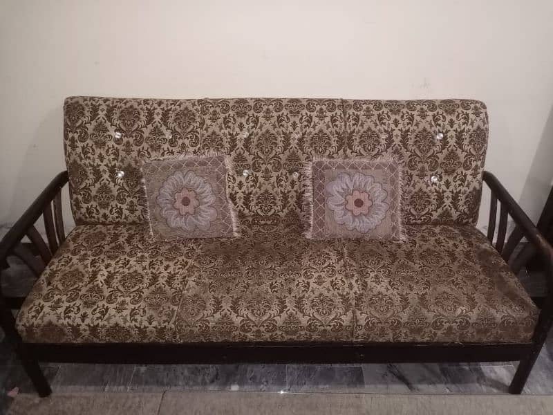 7 seater sofa set Good Condition 1