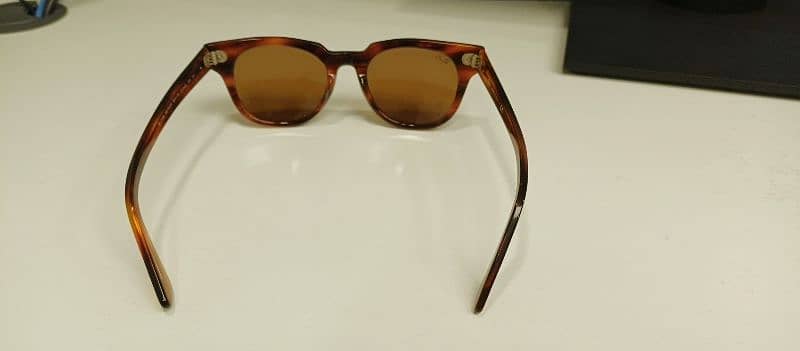 Ray-Ban sunglasses 8