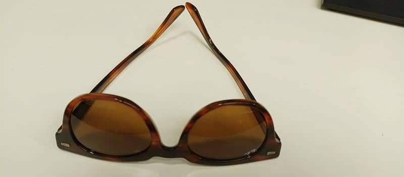 Ray-Ban sunglasses 13