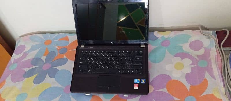 HP DV3 Laptop Core i3 Notebook 4GB DDR3 Ram 1 GB Graphics Card 10