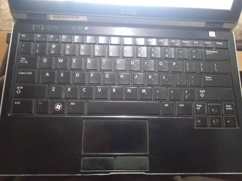 Dell Latitude E6230 | Intel Core i5-3320M | 8GB RAM | 256GB SSD | Exc 4