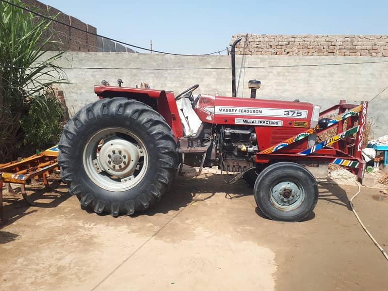 Massey Ferguson  375 Model  2010 2