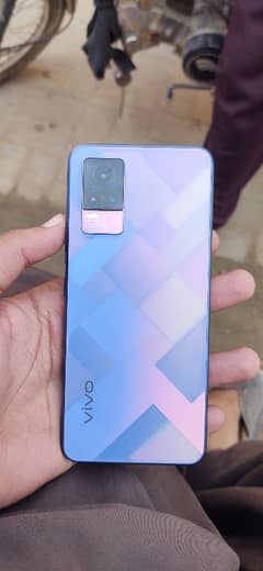 Urgent sale Vivo V21e