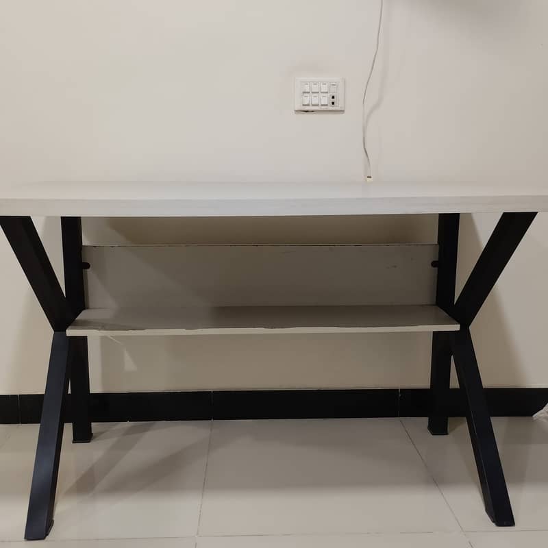 Good condition office/study table 1