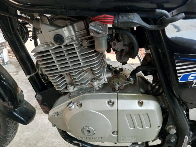 Suzuki GS 150 urgently for sale 5