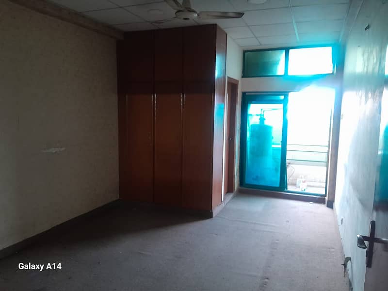 G/11 markaz 2nd floor 858sq office available for rent real piks 3