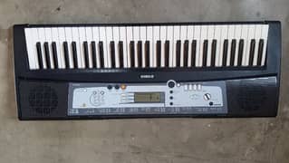 YAMAHA KEYBOARD PIANO