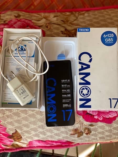 Tecno camon 17 6/128 with full box available 5