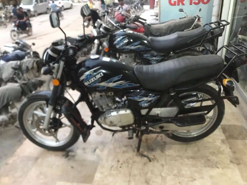 suzuki gs150SE 2018 black 0