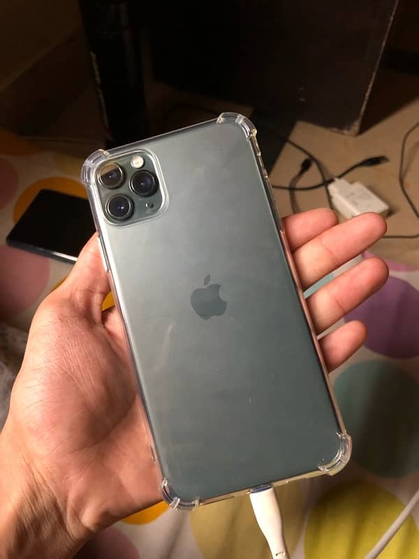 iPhone 11 Pro Max 1