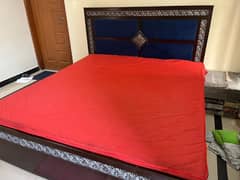 king Size bed with medicat maters