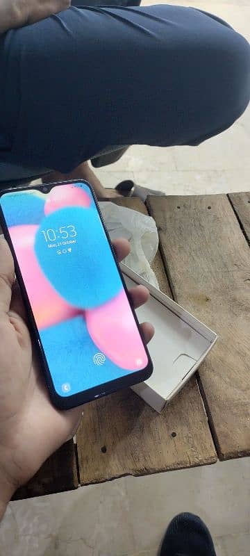 samsung A30s on-screen finger 1