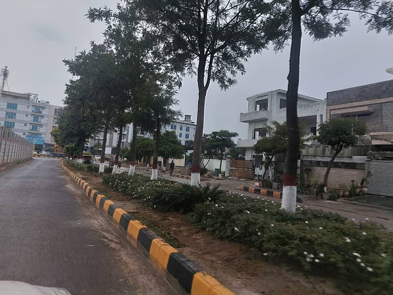 10 Marla Residential Plot For in multi f 17 Islamabad 7